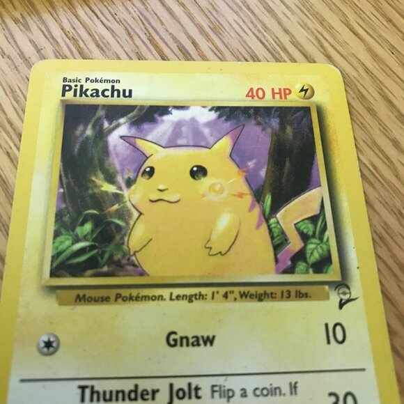 Pokemon Pikachu 40 HP Basic Card 87/130 1999 Wizards Of The Coast Yellow Cheeks - Picture 6 of 8